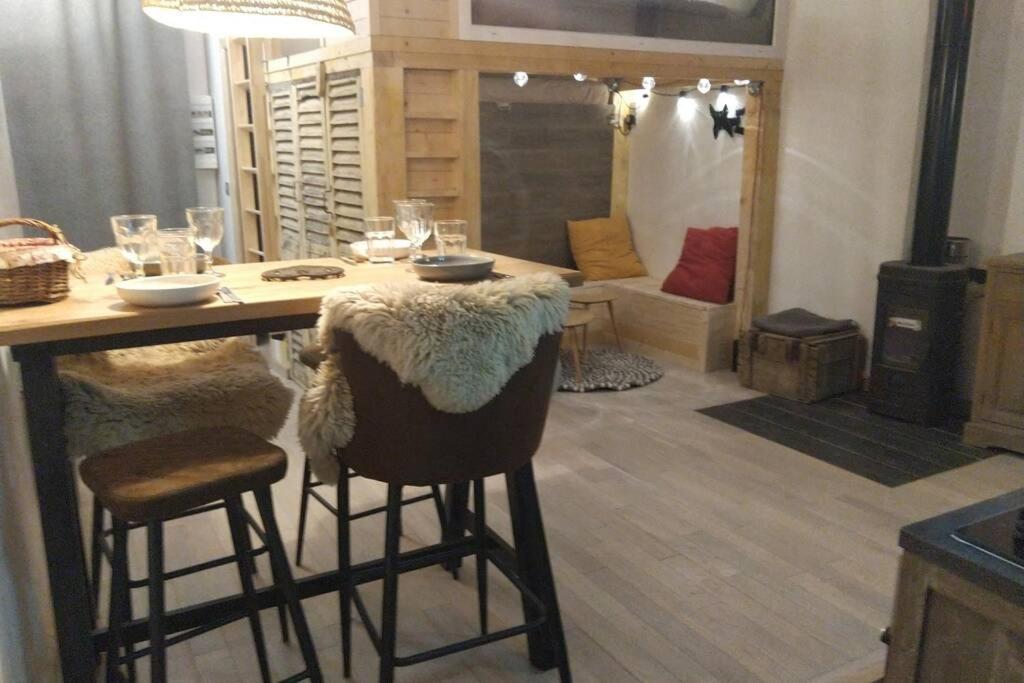 Chaleureux Petit Appartement De 4 Couchages Saint-Étienne-de-Tinée エクステリア 写真