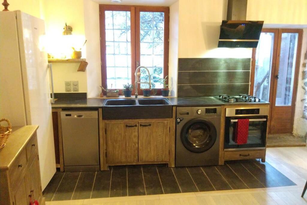 Chaleureux Petit Appartement De 4 Couchages Saint-Étienne-de-Tinée エクステリア 写真